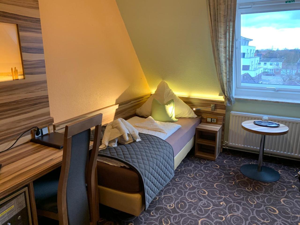 קושהאבן Hotel Seemeile מראה חיצוני תמונה