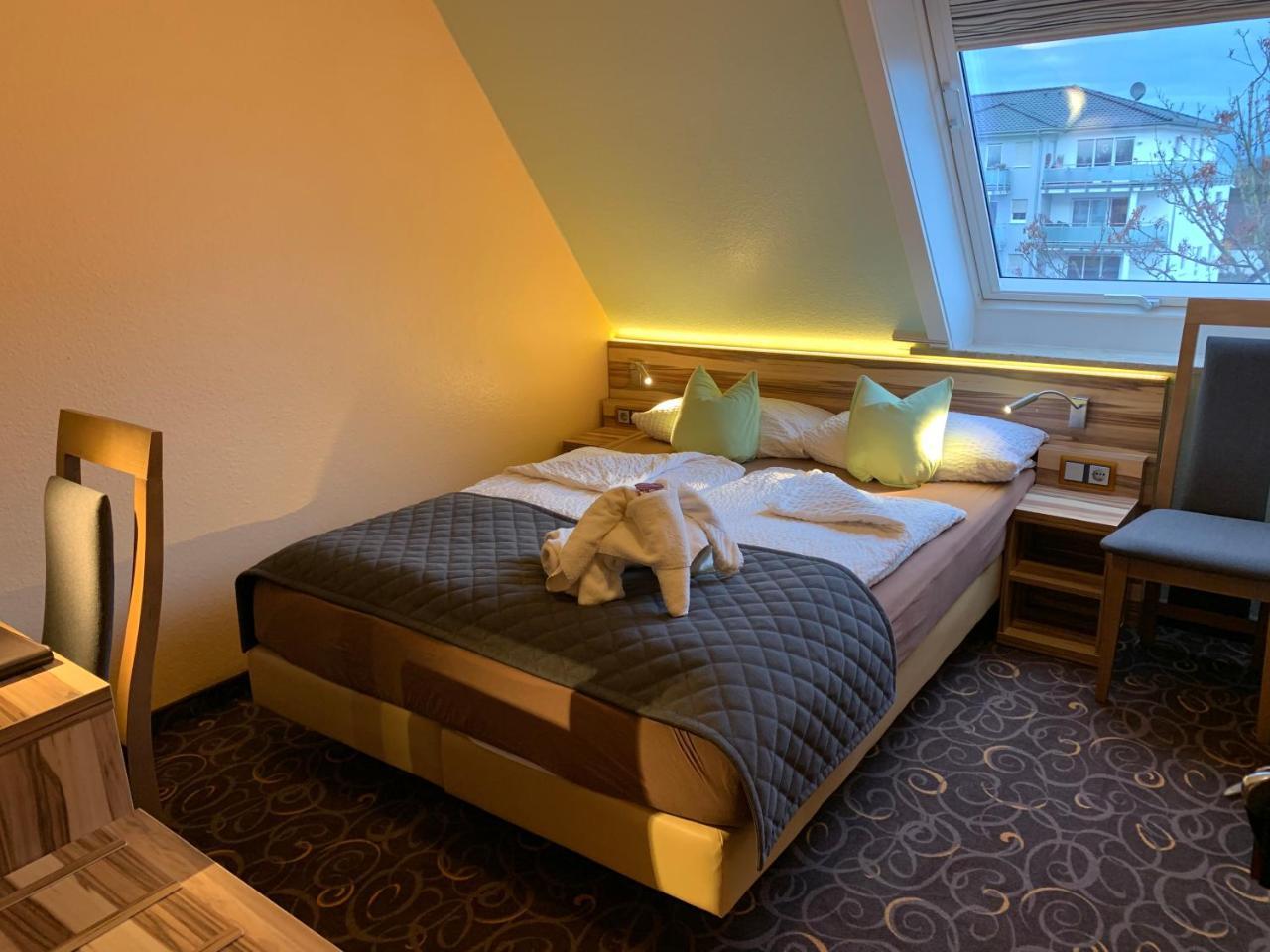 קושהאבן Hotel Seemeile מראה חיצוני תמונה