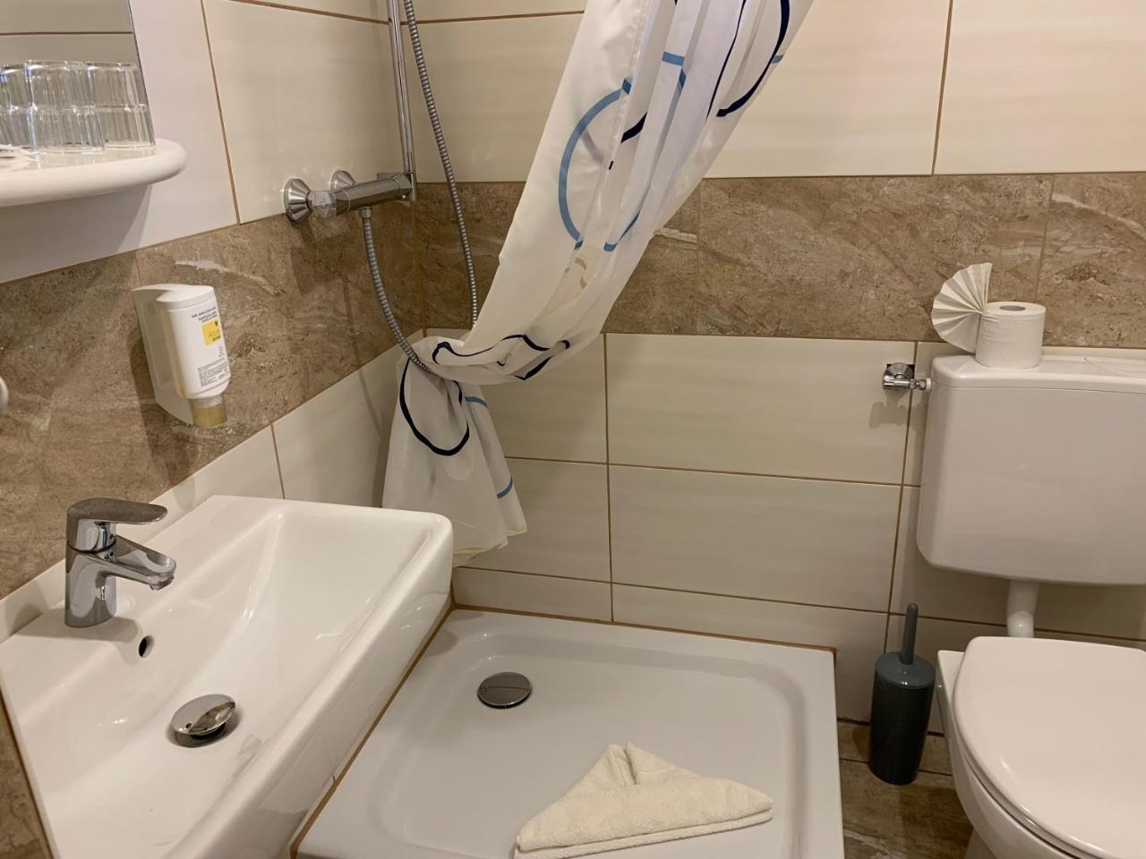 קושהאבן Hotel Seemeile מראה חיצוני תמונה